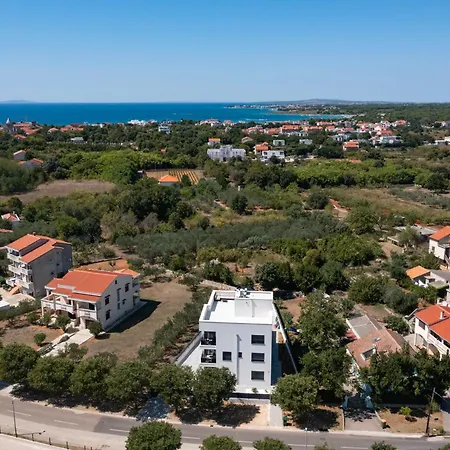 Luxury By Belmont Realty Daire *