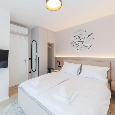 Luxury By Belmont Realty Daire *