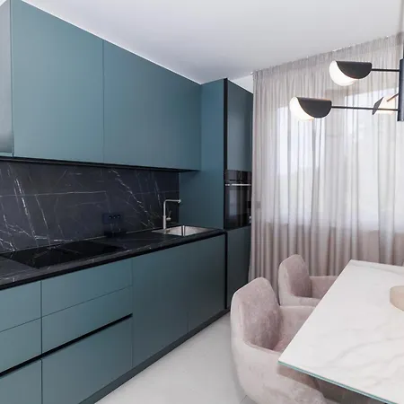 公寓 Luxury By Belmont Realty 扎顿