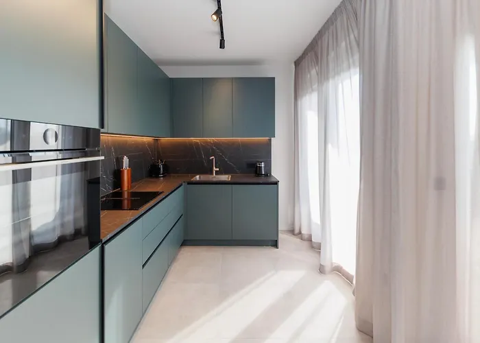 Διαμέρισμα Luxury By Belmont Realty