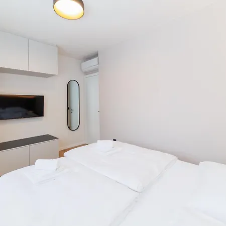 Luxury By Belmont Realty * Zaton (Zadar)