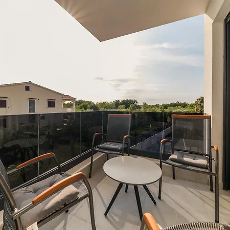 Luxury By Belmont Realty Apartmán Zaton (Zadar)