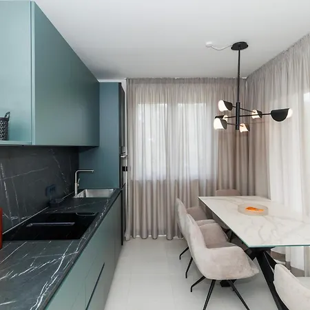 شقة Luxury By Belmont Realty *