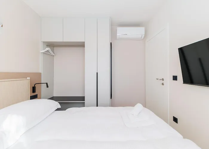 Appartement Luxury By Belmont Realty *