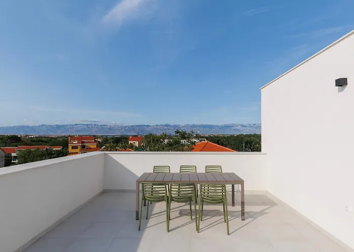 Luxury By Belmont Realty * Zaton (Zadar)