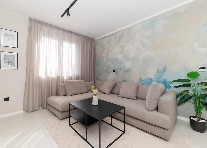 Appartement Luxury By Belmont Realty